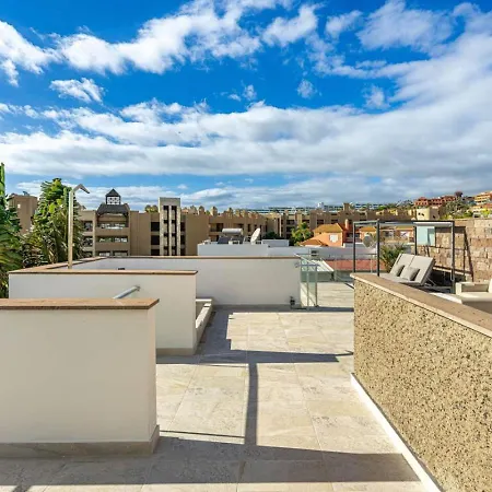 Prime Location 5-bedroom Villa, Playa Del Duque Costa Adeje (Tenerife)