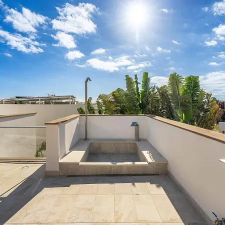 Hébergement de vacances Prime Location 5-bedroom Villa, Playa Del Duque Costa Adeje (Tenerife)